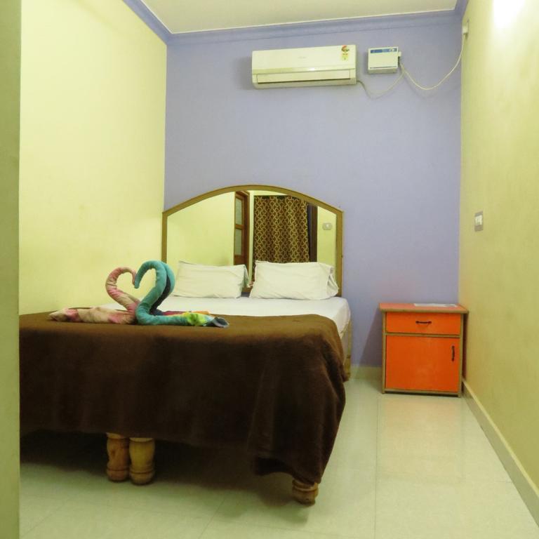 Thilak Home Stay Hampi Værelse billede