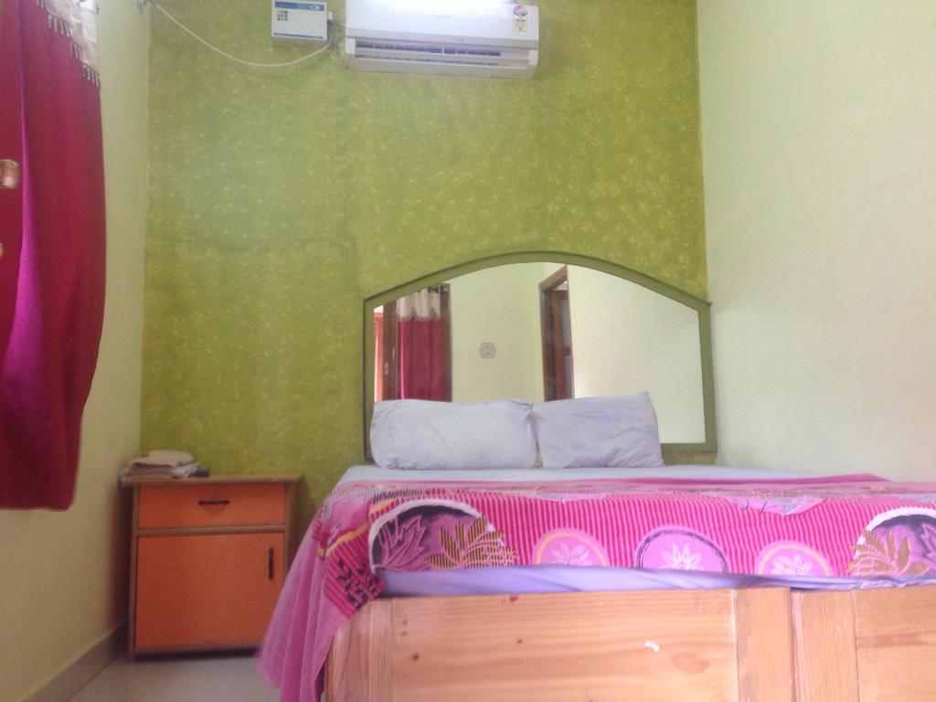 Thilak Home Stay Hampi Eksteriør billede