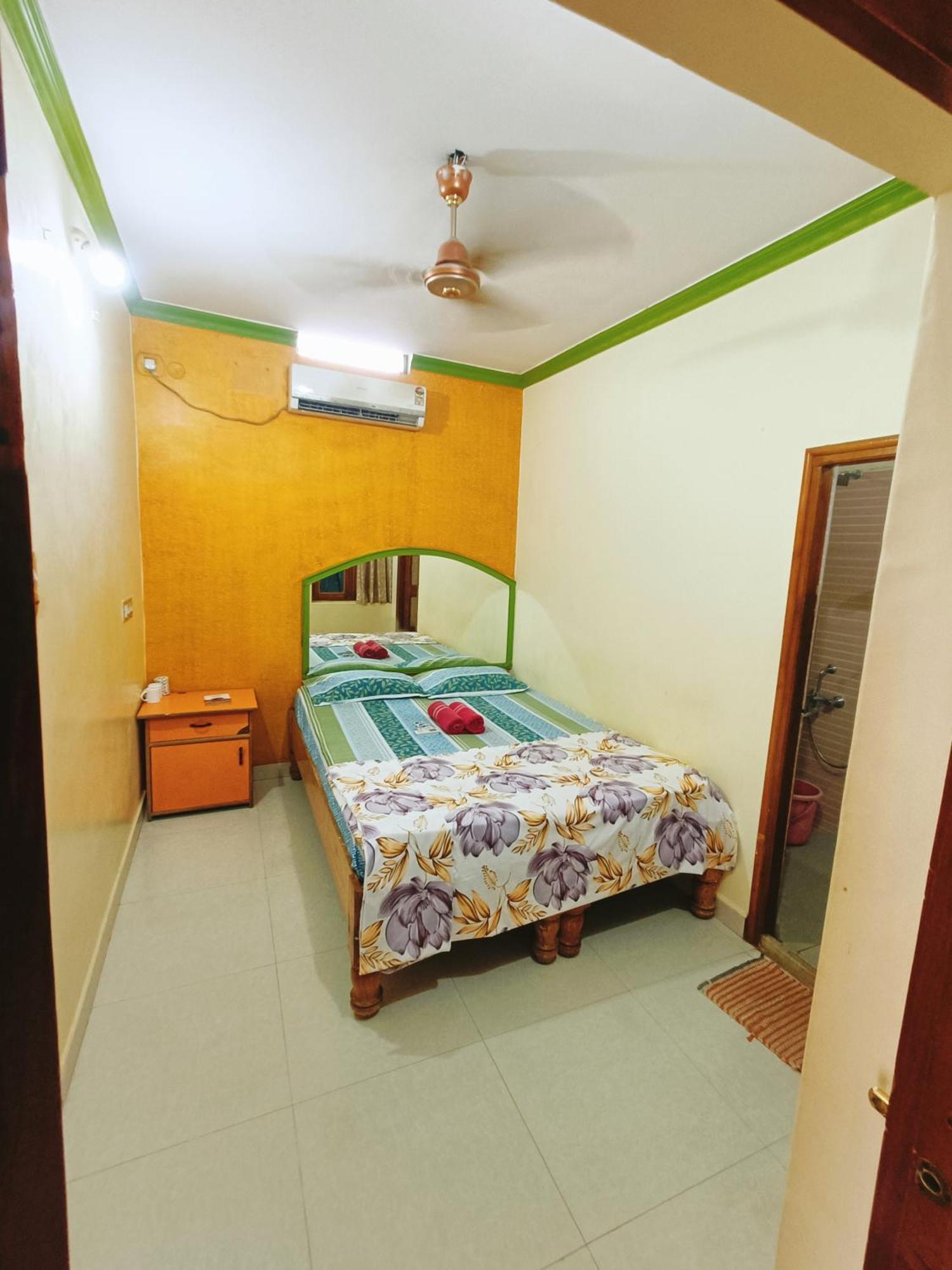 Thilak Home Stay Hampi Eksteriør billede